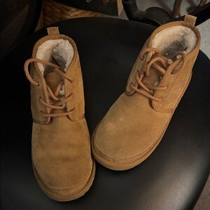 UGG Neumel lace up ankle boots in chestnut
